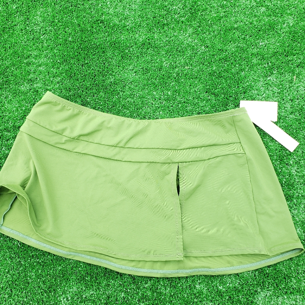 Perry Ellis swimming cover skirt